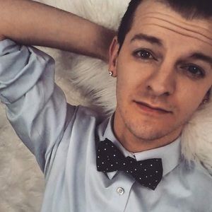 Meet your Posher, Joshua